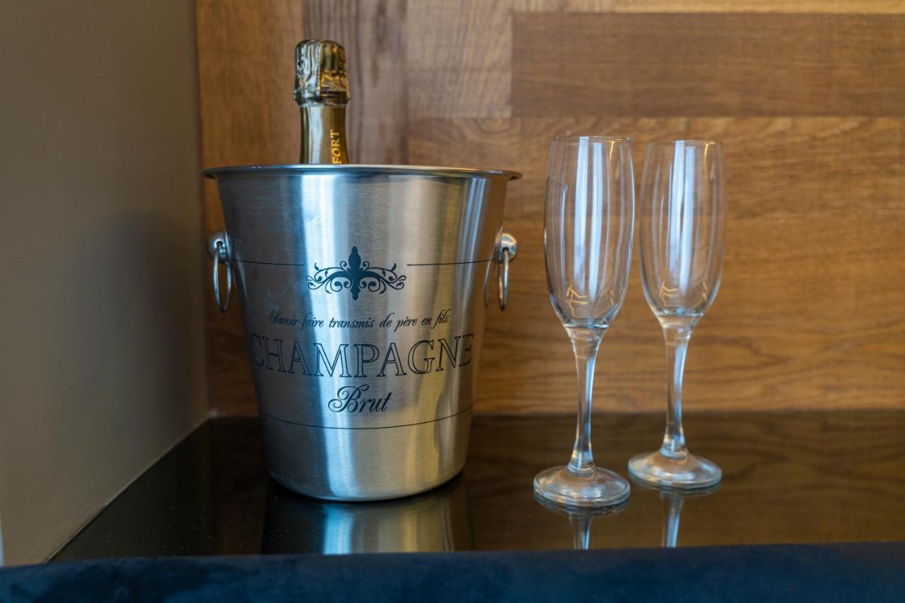 Bed and Breakfast B&Z Luxury Бари Экстерьер фото